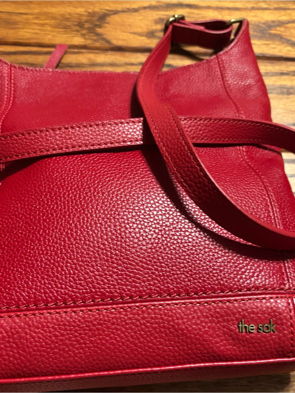 The Sak De Young Pebbled Red Leather Crossbody Bag - Picture 9 of 11